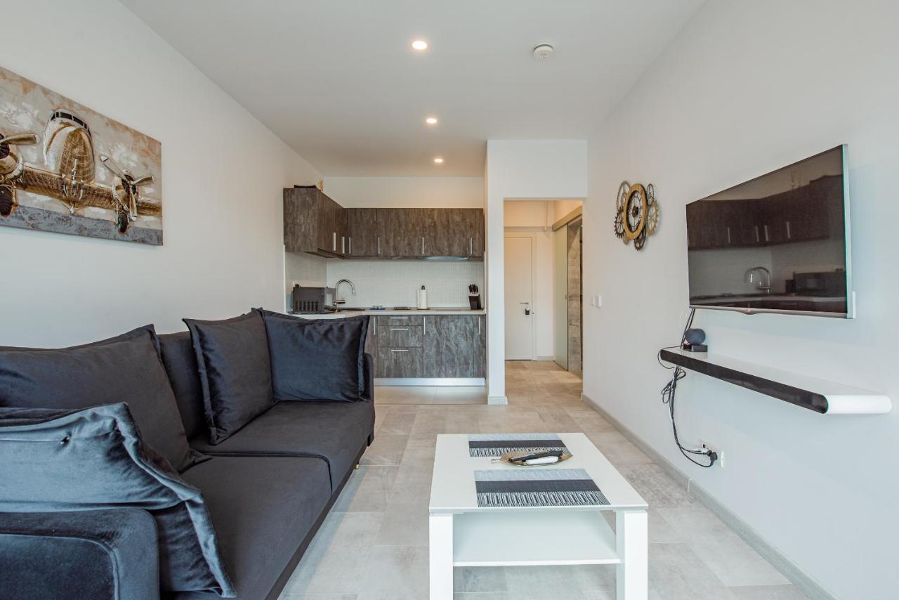 Cozy Penthousestudio Cityview W12 Bucareste Exterior foto