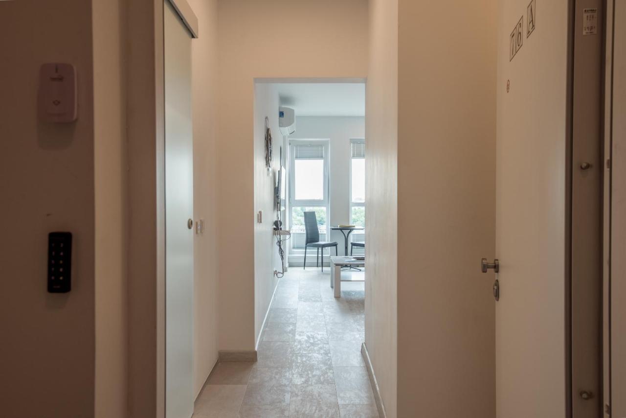 Cozy Penthousestudio Cityview W12 Bucareste Exterior foto