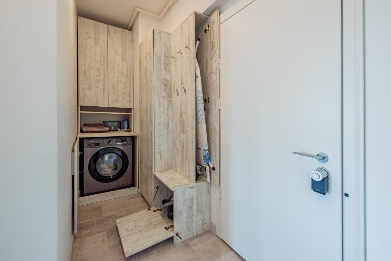 Cozy Penthousestudio Cityview W12 Bucareste Exterior foto
