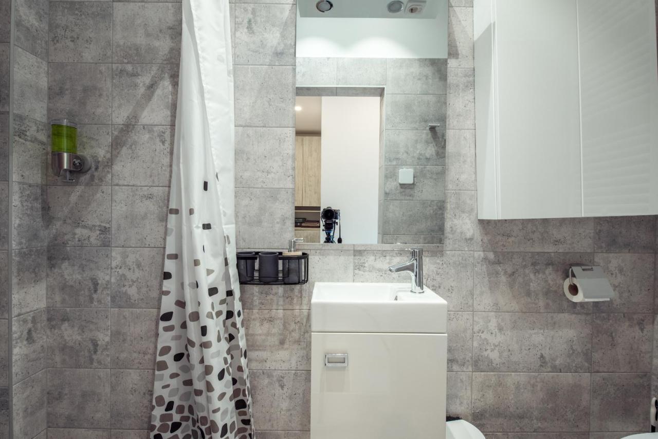 Cozy Penthousestudio Cityview W12 Bucareste Exterior foto